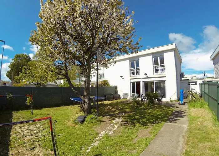 Vue Sur Jardin Proche Du Pont De L'ile De Re Privatunterkunft La Rochelle (Charente-Maritime)